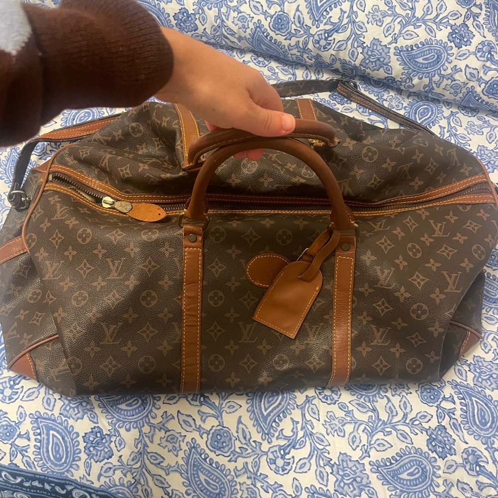 Faux Louis Vuitton Brown Duffle Bag - Picture 8 of 9